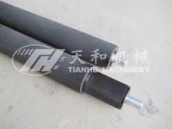 待(dai)抓取膠輥(gǔn)（機械手碼(mǎ)垛線）