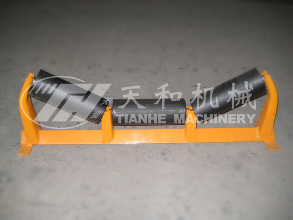 Carrier trough idler